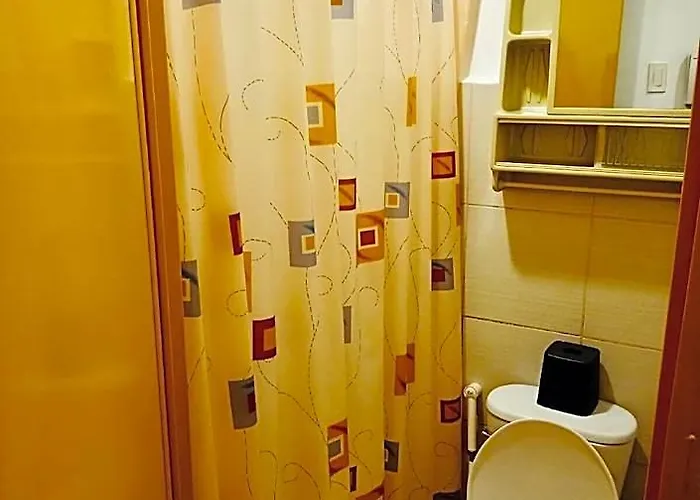 Oyo 888 Fortview Bgc Hotel 2*