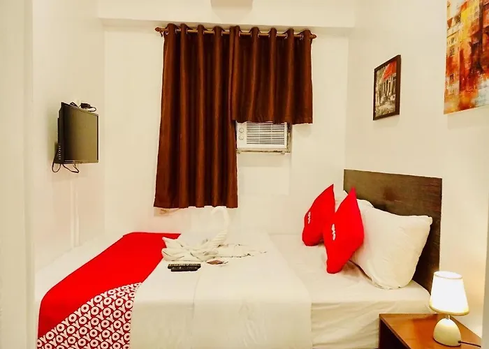 Hotel Oyo 888 Fortview Bgc Manila